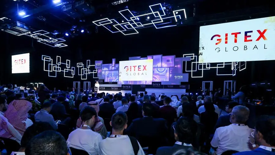 GITEX 2025 Dubai Unveils AI-Powered Trackless Tram and Smart Mobility Projects